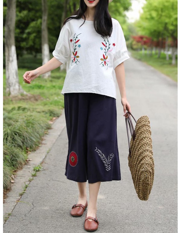 Women Vintage Floral Embroidery Batwing Sleeves Blouse