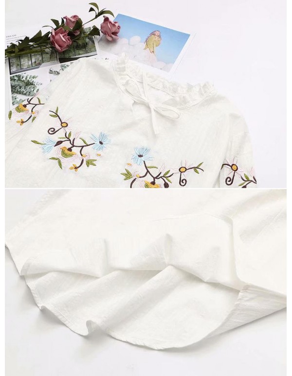 Women Fashion Embroidery Flare Sleeves Blouse